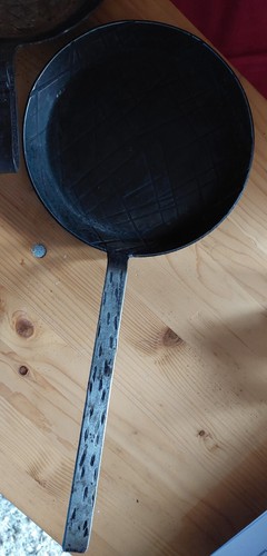 Schmiedeiserne pfanne - schmiedeiserne,